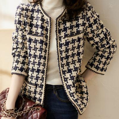 China 2021 Anti-wrinkle New Arrival Autumn Winter Houndstooth Swallow Hug Classic Elegant Women's Classic Tweed Jacket for sale