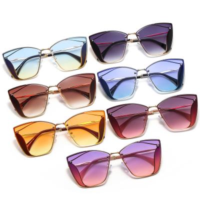 China Metallic UV Sunglasses Cat Eye Sunglasses For Women Fashion Sun Glasses Leisure Protection for sale