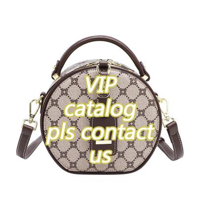 China 2023 Fashion Hot Selling Classic Luxury Cross - Brand Handbags For Women Luxury Designer Round Shape Sling Shoulder Bag Men Women Body Bag for sale