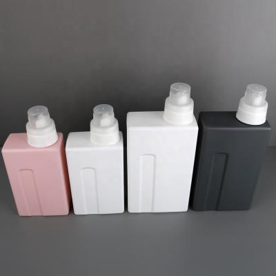 China Household Products Laundry Detergent Liquid Black Square Shape Cosmetic Bottle 600ml 1000ml Silk Packaging Prints for sale