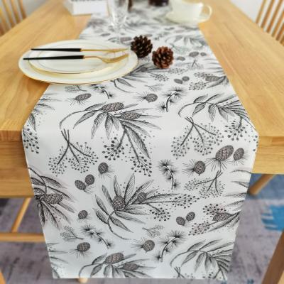 China Custom polyester printed dining printed leaf pinecone table runner for sale