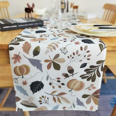 China Custom Wholesale FALL Polyester Scrap Table Sheet Printed Runner for sale