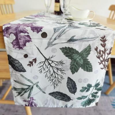 China Stylish Wholesale Custom Fall Polyester Fall Leaves Digital Printing Table Runner for sale