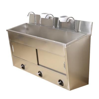 China Convenient High Quality Medical Foot Operated Inductive Hand Washing Sink Stainless Steel Hand Wash Sink à venda