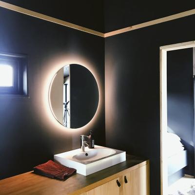 China Wall Installation 21.5Inch Illuminated Smart Touch Led Light Makeup Mirror Lighting LCD Screen Lighting Bathroom Mirror for sale