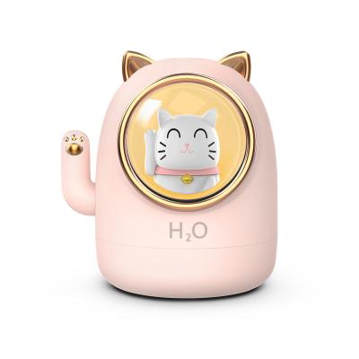 China Desktop Humidifier 400ml Mini Lucky Cat Refillable Home Hotel Essential Oil Diffuser Humidifier Spray for sale