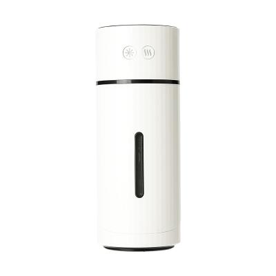 China Hot Selling USB Car Mini Air Ultrasonic Humidifier Hotel Office Rechargeable Desktop Humidifier for sale