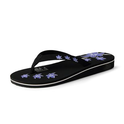 China Cushioning Women Outdoor Flexible Flip Flops Slippers Light Up PVC Sandals Beach Flip Flops for sale