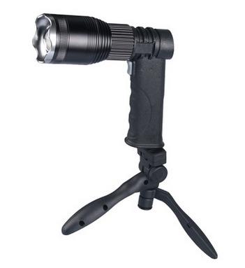 China Factory direct sales aluminum rechargeable flashlight multifunctional led work light portable emergency light portable outdoor lighting for sale