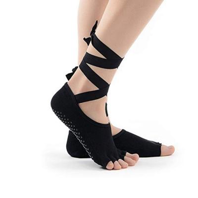 China Wholesale Custom Logo QUICK DRY Sports Split Open Toe Socks Non-slip Fitness Yoga Open Toe Socks Customized Toe Socks For Women for sale