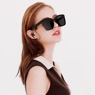 China 003 Fashion Sunglasses Customized Smart Headphone Earphone-Microphone Sunglasses With Ear Phones for sale