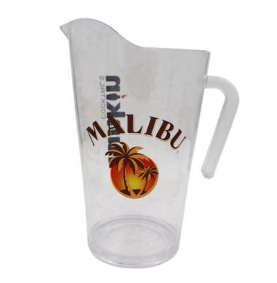 China Kitchen Supplies Customized Stocked 1.5L Fruit Plastic Beer Pitcher Barware for sale