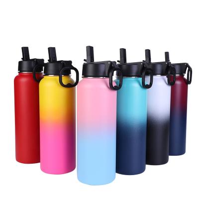 China CLASSIC 100% Leak Proof Camping Water Bottle 24oz 700ml BPA Tritan Bite Valve Free Water Bottle With Straw And Handle Wide Mouth for sale