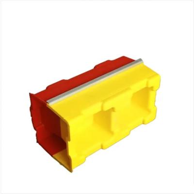 Κίνα Plastic Hollow Block Mould Interlocking  Concrete Hollow Blocks Making προς πώληση