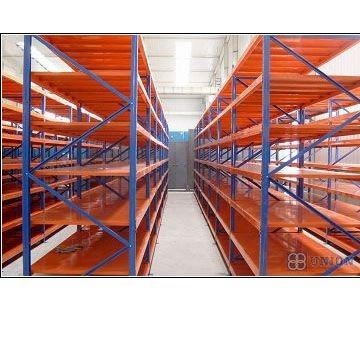 China Corrosion Protection Storage System Long Span Warehouse Medium Duty Shelving for sale