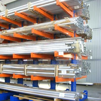 China Corrosion Protection Heavy Duty Cantilever Rack For Steel Pipes for sale