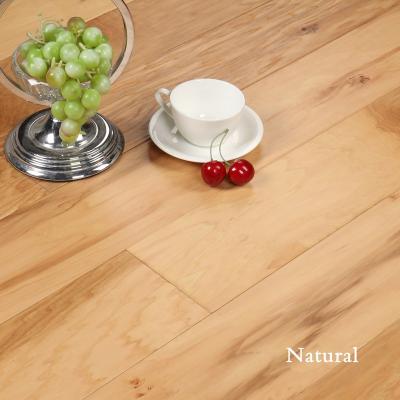 China Traditional Barrel Natural Hickory Hardwood 12 / 1.2 mm Engineered Timber Timber Flooring for sale