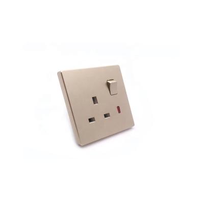 China OEM Service PC Luxury Flat 13A Switched Socket With 1Gang 3 Pin British Standard Neon Wall Switch Electrical Outlet for sale