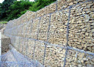 China Galvaniseerde de de Doos Hete Onderdompeling van Gabion van het roestbewijs het Netwerkkooi van Gabion van de Laag Koolstofstaaldraad Te koop