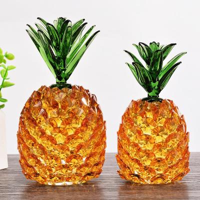 China Home Cabinet Artificial Crystal Lucky Decoration Gift Artificial Crystal Pineapple Porch Wine Ornaments Ruyi Pineapple Crystal Decoration for sale