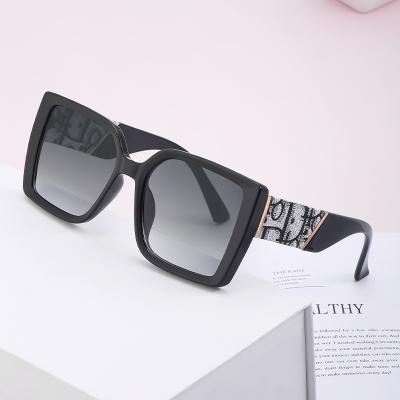 China Fashion sunglasses 2022 square sunglasses new fashion big frame sunglasses ladies sunglasses wholesale for sale