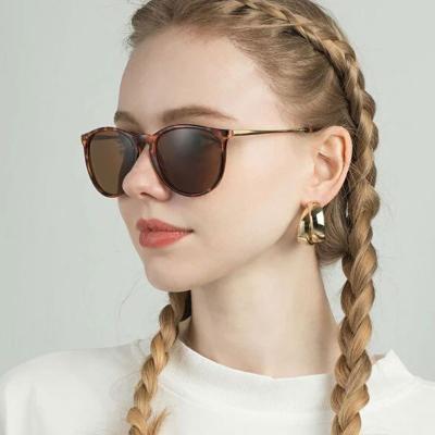 China Anti-glare sunglasses high-end anti-ultraviolet sense of fashion big frame men's and women's sunglasses wholesale wholesale for sale