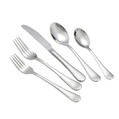 China OEM/ODM 18/10 Silver Flatware Fork Cutleri Viable With Hammered Handle Design For Dining Room/Canteen/Kitchen for sale