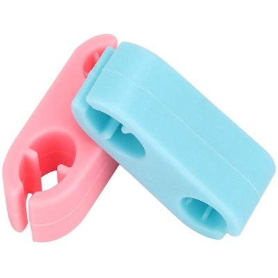 China Mini Silicone Pet Selfie Clip Dog Cat Photography Props Attract Attention Take Photos Training Tool for sale