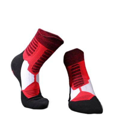 China Breathable Winter Basketball Funny Socks for sale