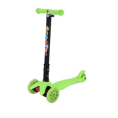 China Fashionable Widened PU Snap Wheel Tetye New Adjustable Fans For Your Kids Folding Three-Wheeled Scooter Safety And Comfort for sale