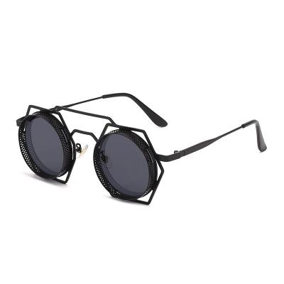 China Fashion sunglasses 2022 new fashion personality full rim frame metal round sunglasses for men and women shape sunglasses wholesale for sale