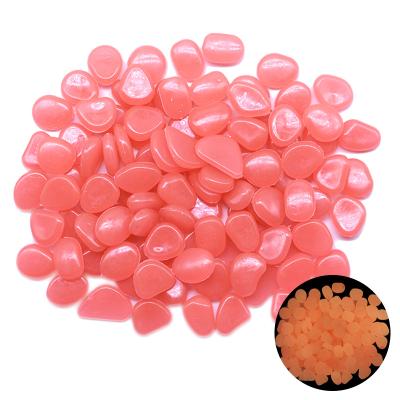 China 50pcs Viable Glow in the Dark Garden Pebbles Aquarium Landscaping Luminous Stone Yard Decor Garden Stones for sale