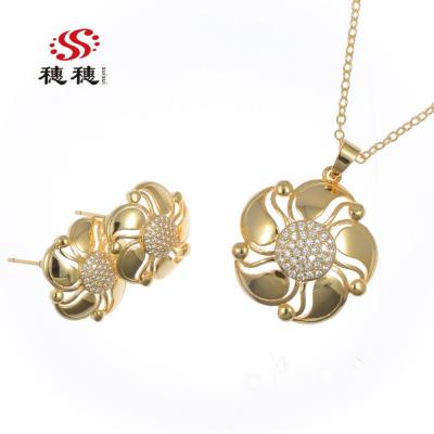 China 2021 Europe and America TRENDY gift fashion gold plated Apollo sun necklace and earrings set silverJewelry for sale