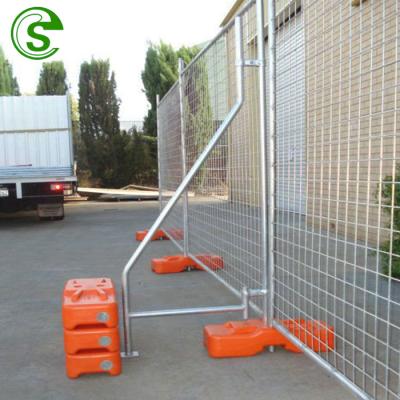 China Easily Assembled Hot Dip Galvanized 8ft Temporary Construction Site Fence Panel With Concrete Feet for sale