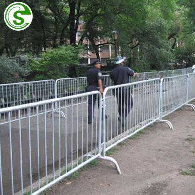 China Customized Metal Crowd Control Barrier / Easily Assembled Portable Barricade / Pedestrian Barrier for sale