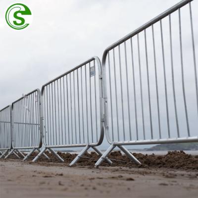 China Easily Assembled Galvanized Stainless Steel Construction Barricades Crowd Control Barriers Barrier for sale