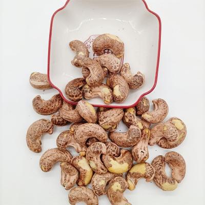 China Raw/Dry Salted Roasted Cashews W180, W210, W240, W320, W450 for sale