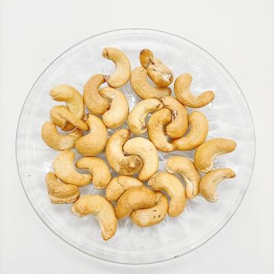 China Manufacturer Wholesale Buy Competitive Price Good Quality Dry Bulk Cashew Nuts/Cashew Kernel/Cashew Nuts W180 W240 W320 W450 for sale