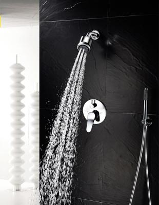 China BAYCENN Designer Free Slide Bar Simply Brass Round Hand Held Shower With Shower Head Rainfall Waterfall Shower System for sale