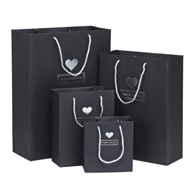 China 2019 Recyclable New White Paper Gift Bag For Party Favor With Logo Print for sale