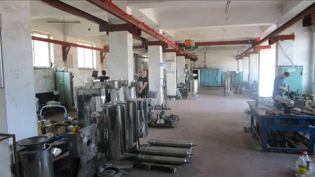 Verified China supplier - Liaoyang Zhonglian Pharmaceutical Machinery Co., Ltd.