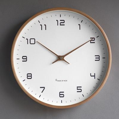 China Japanese creative Scandinavian solid wood antique style wall clock household living room clock simple silent fashion decoration clock for sale