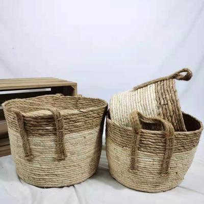 China Sustainable Plant Hemp Rope Handle Round Set Of Three Straw Basket Corn Husk Basket for sale