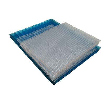 China Lightweight Greenhouse Polycarbonate Polycarbonate Panels Plastic Sheet Clear Polycarbonate Hollow Panel for sale