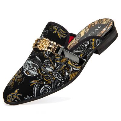 China Cushioning Wholesale Luxury Slippers Buckle Men Italy Slips Gold Designer Brand Loafers Slipper Leather Men for sale