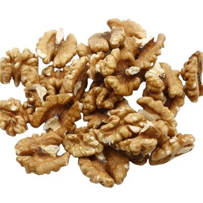 China Halves light halves/quarters of Chinese walnut kernels for sale