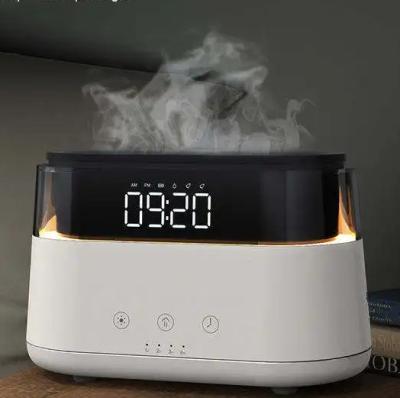 Chine Diffuseur d'humidificateur à effet de flamme intelligent Diffuseur d'arôme multifonctionnel silencieux Diffuseur d'arôme diffuseur d'aromatothérapie Humidificateur avec horloge LED à vendre