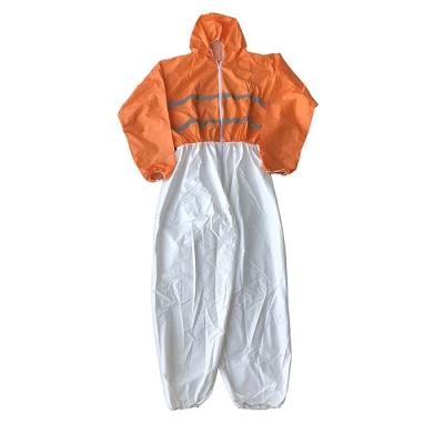 China Personal Care Coverall Type 5/6 Disposable White PP Coverall Coveralls With Reflective Stripes for sale