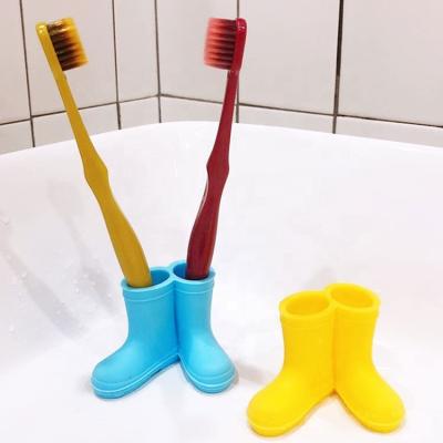 China Sustainable OEM/ODM Newly Designed botas de lluvia 6cm x 7.5cm Eco Friendly Silicone Bathroom Rain Showers Sanitario Covered Toothbrush Holder for sale