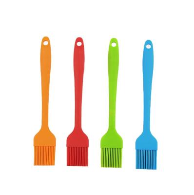 China Kitchen Utensils Silicone Oil Brush Heat Resistant Soft Silicone Holder Oil Brush Easily Cleaned for sale